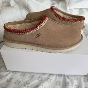 UGG Women's Tan Slippers with Red Trim